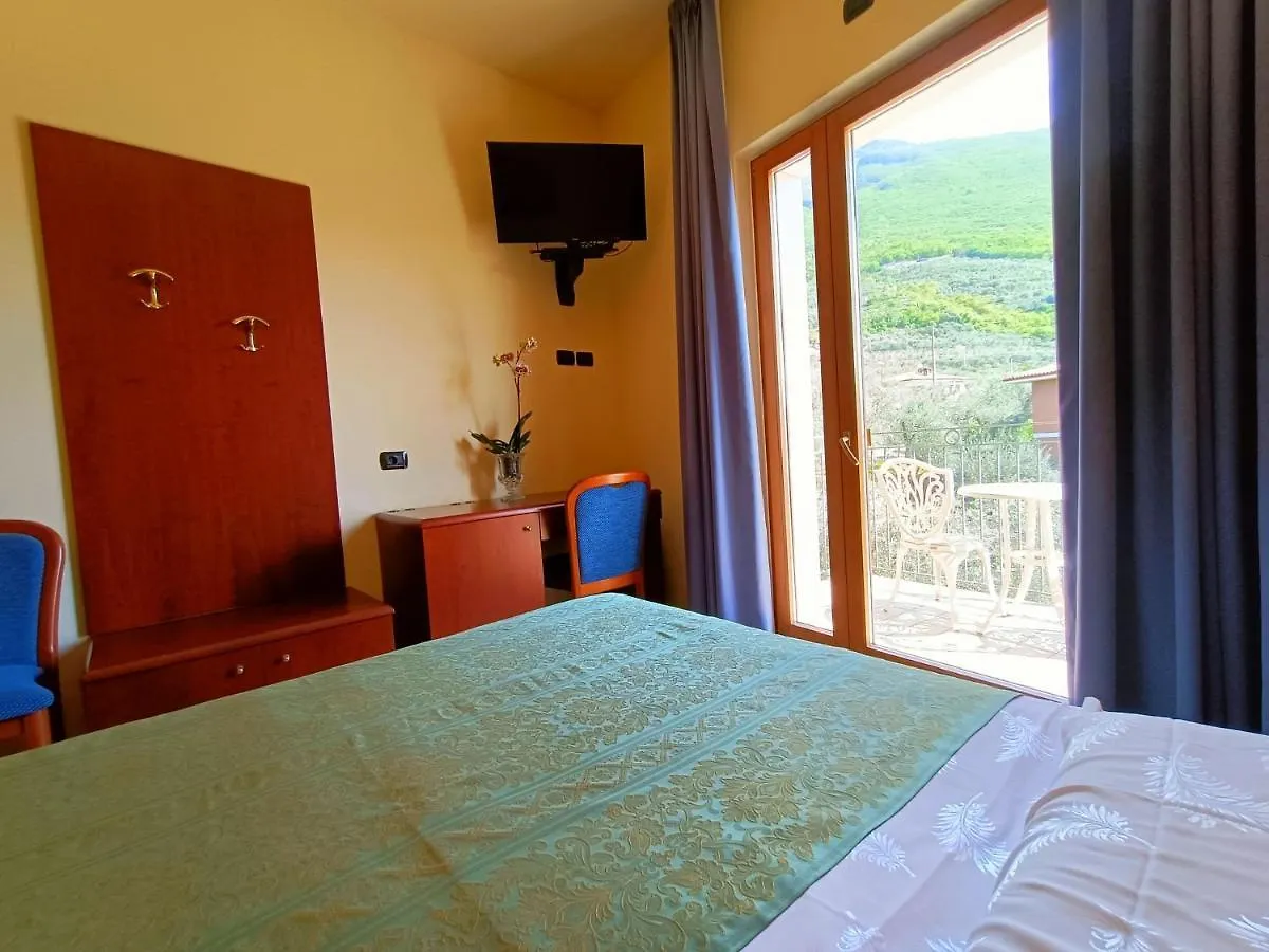 Hotel Villa Isabella Brenzone sul Garda