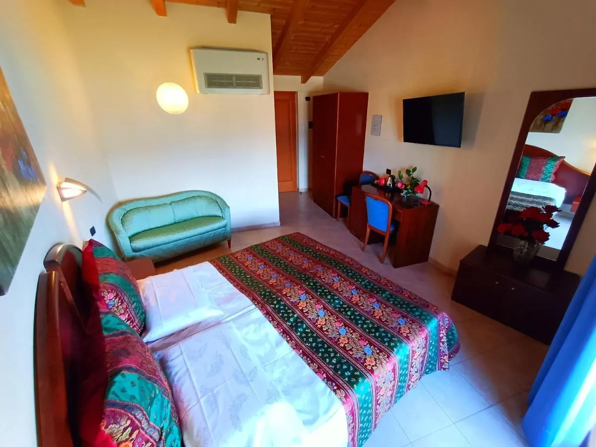 Hotel Villa Isabella Brenzone sul Garda