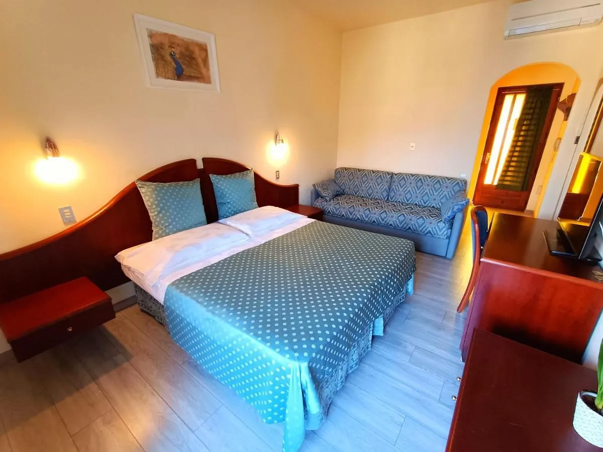 ***  Hotel Villa Isabella 브렌조네 술 가르다 이탈리아