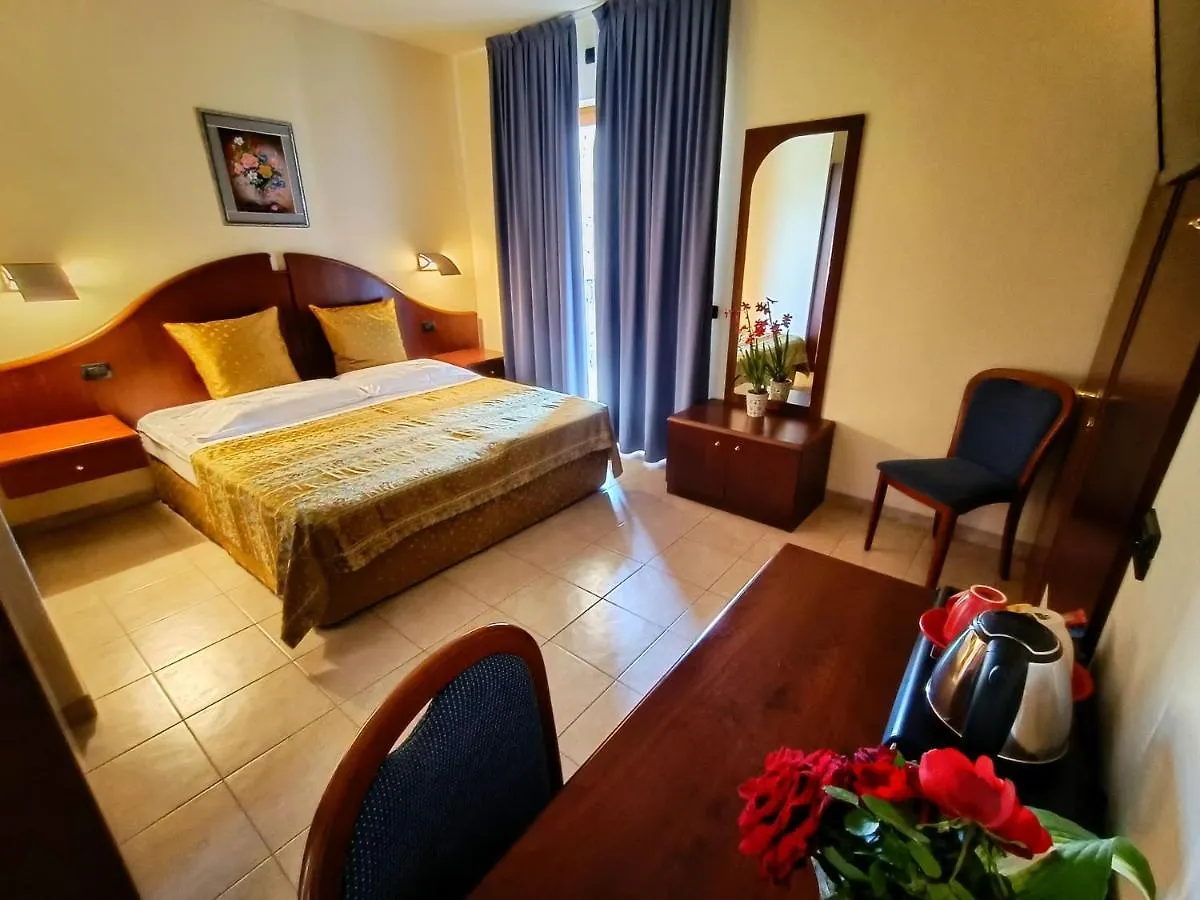 Hotel Villa Isabella Brenzone sul Garda